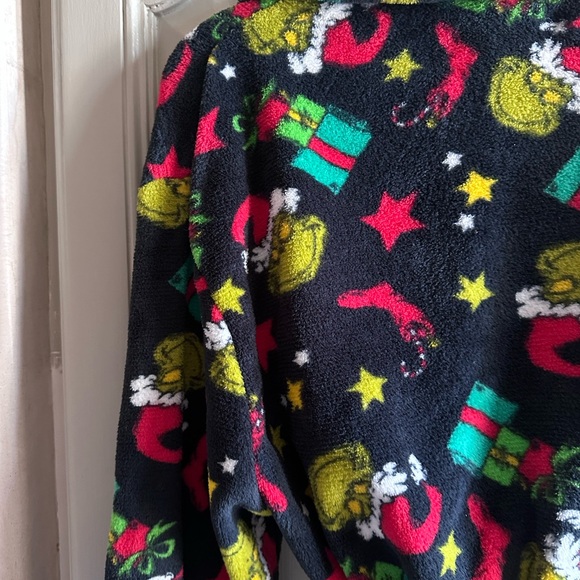 Short Grinch Robe - Picture 7 of 7